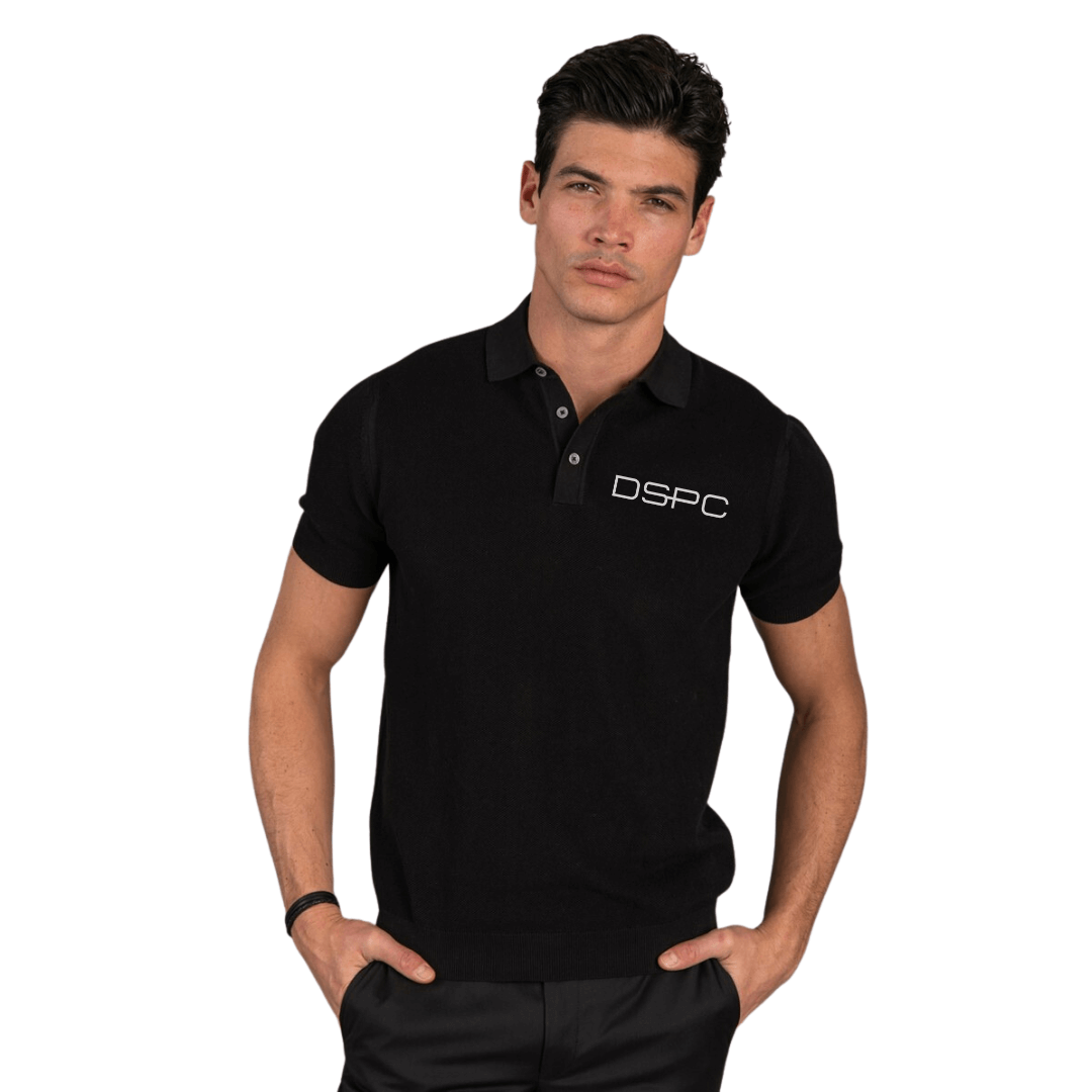 Playera Polo Negra DSPC Playera polo con logo DSPC. Diseño elegante y discreto.DSPC