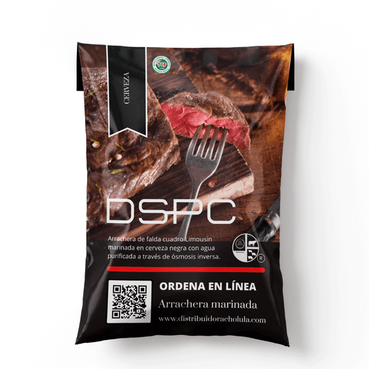 Arrachera marinada en cerveza Arrachera de Falda Cuadro Limousin Marinada, preparada con una deliciosa combinación de cerveza, salsa inglesa, salsa de soya, sal y ajo. Este corte premium se marina con agua purificada a través de ósmosis inversa, garantiza