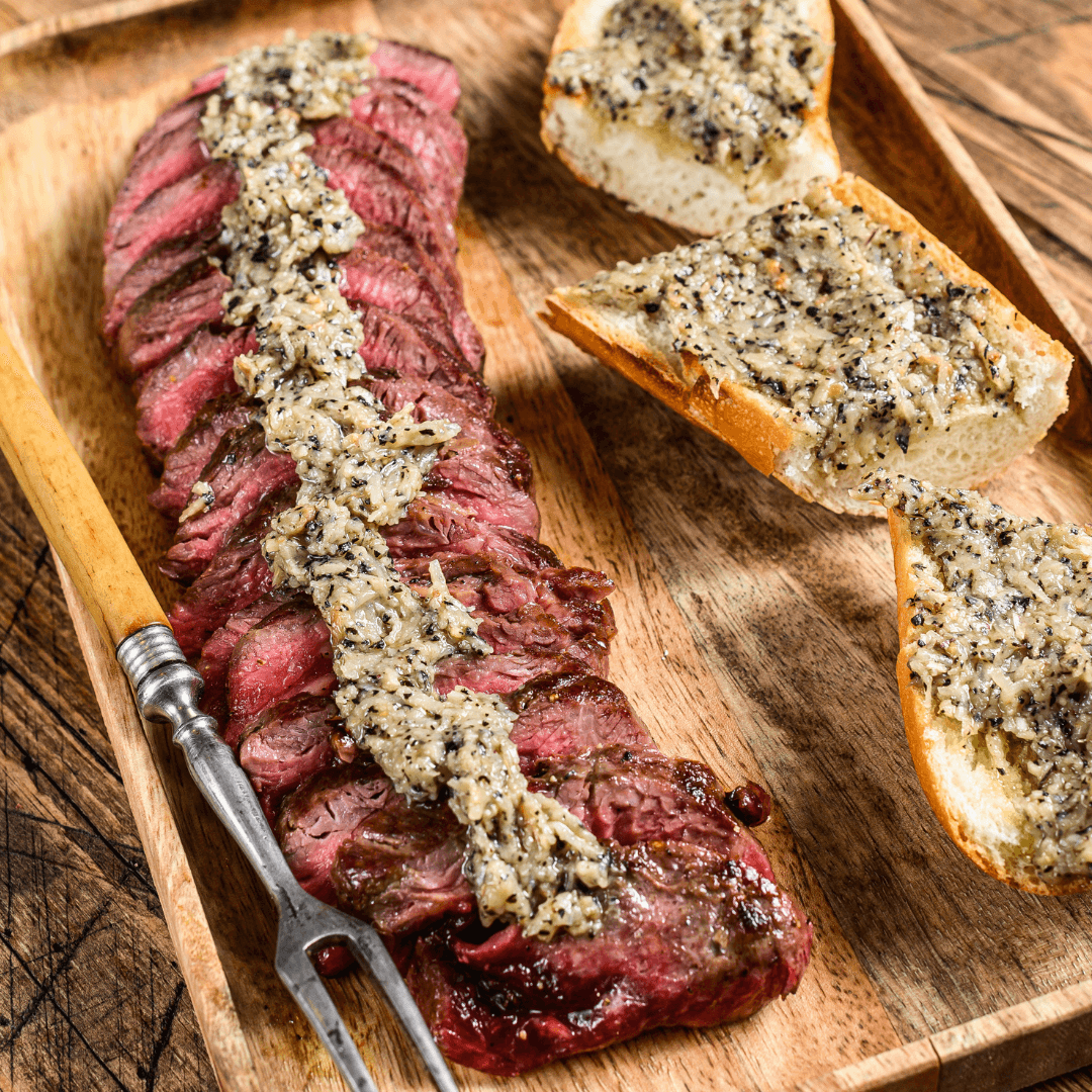 Arrachera gallo (marinado DSPC) Disfruta de la deliciosa Arrachera Gallo DSPC, un corte premium cuidadosamente marinado con la receta especial de nuestra casa: una mezcla perfecta de especias y condimentos que resalta su jugosidad y su sabor auténtico. Es