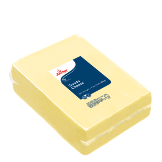 Gouda de Nueva Zelanda El Queso Gouda de Nueva Zelanda es un queso 100% natural, elaborado con leche de vacas alimentadas con pasto durante todo el año. Este proceso garantiza un producto puro, de sabor suave, ligeramente dulce y con una textura cremosa.