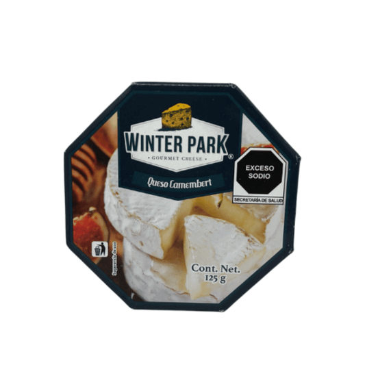Winter park camembert La corteza (de sabor intenso, a setas y tierra húmeda ) se debe comer junto con el resto del queso. La pasta es dulce, untuosa, y recuerda un poco a la mantequilla. El balance entre pasta y corteza es lo que aumenta su complejidad, d