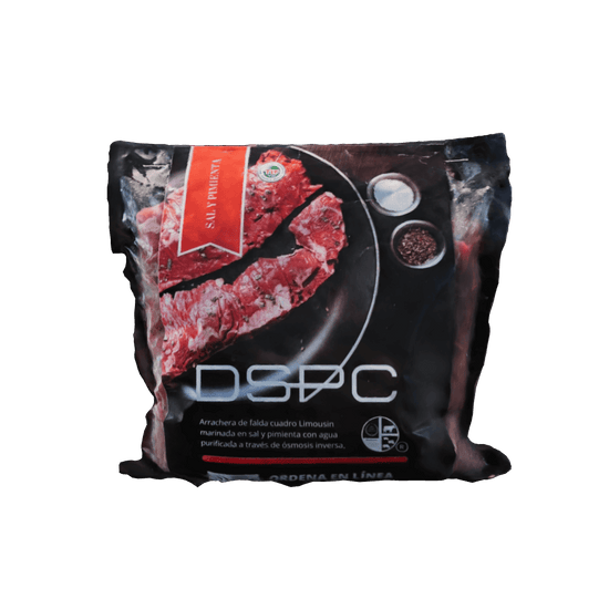 Arrachera marinada DSPC Disfruta de la Arrachera de Falda Cuadro Limousin Marinada DSPC, un producto de calidad excepcional. Esta arrachera ha sido marinada con sal, pimienta y agua purificada mediante un proceso de ósmosis inversa, lo que asegura su pure